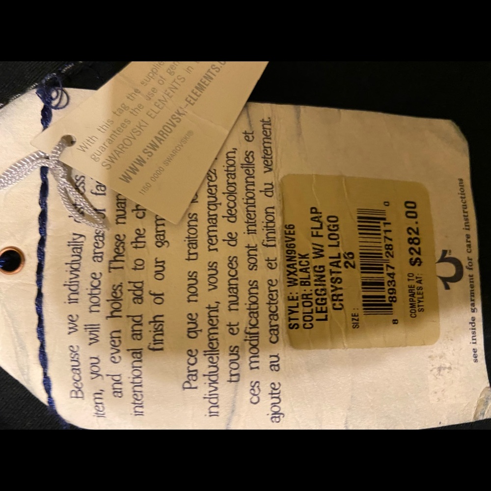 True Religion - Picture 5 of 5